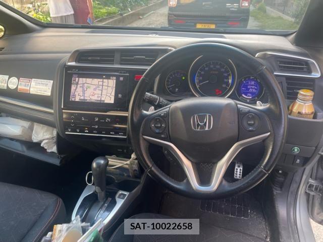 Honda FIT 2013-10 7500572-8