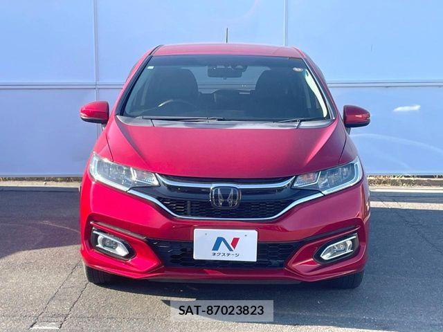 Honda FIT 2017-11 7508663-13