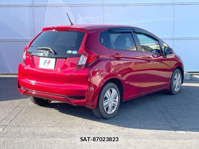 Honda FIT 2017-11 7508663-16