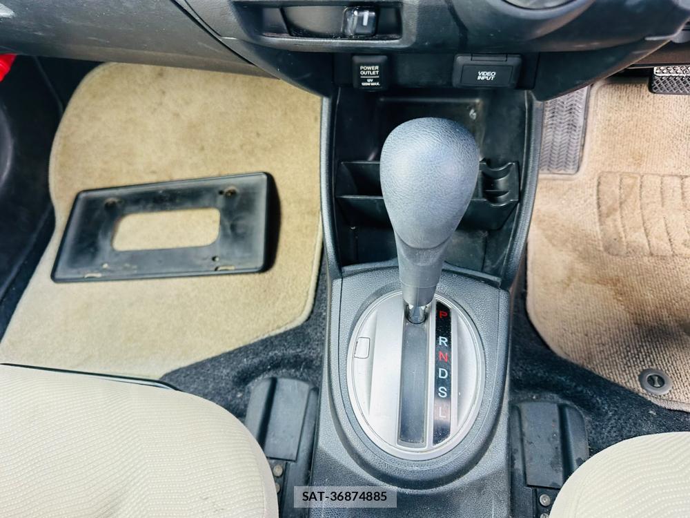 Honda FIT 2009-10 7444391-18