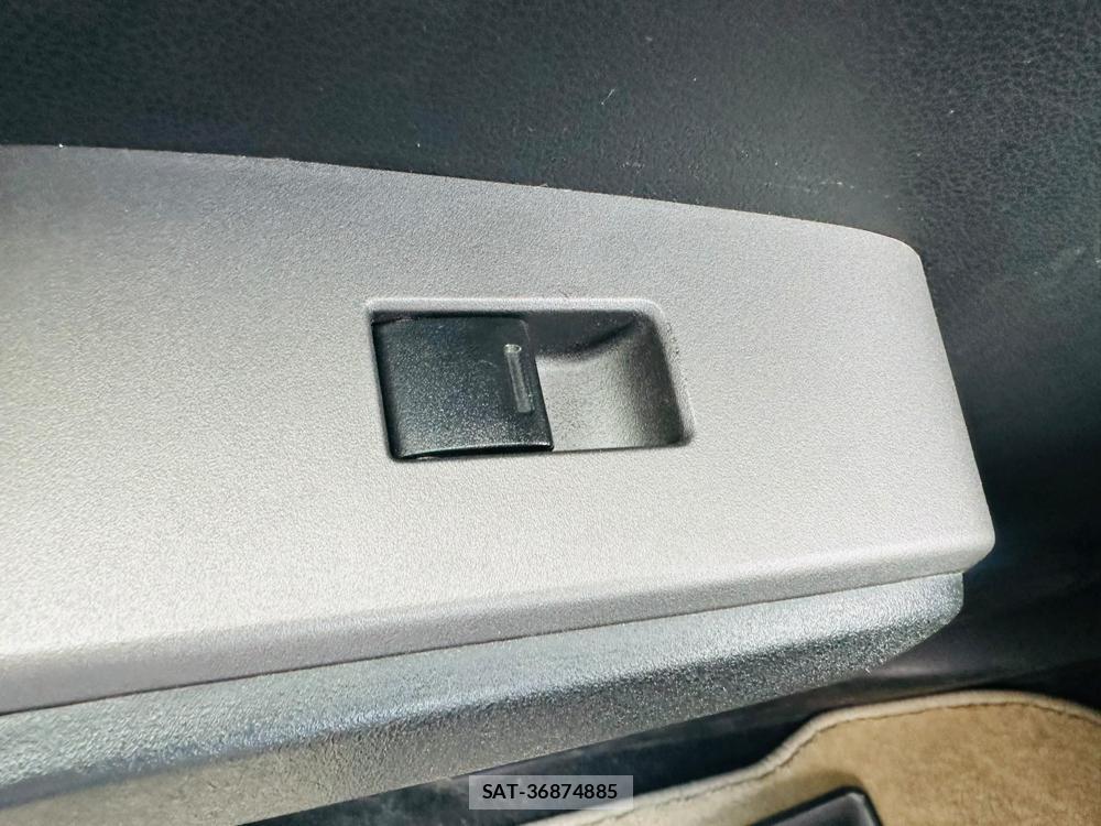 Honda FIT 2009-10 7444391-22