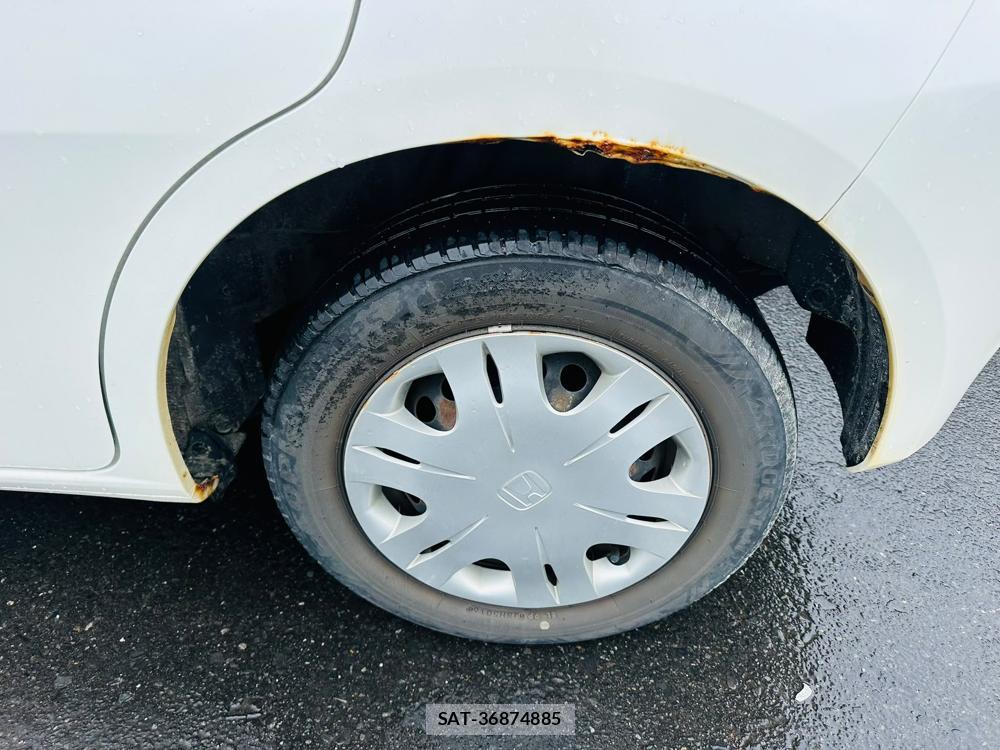 Honda FIT 2009-10 7444391-29