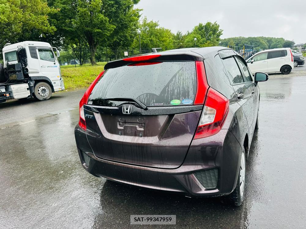 Honda FIT 2016-04 7444390-4