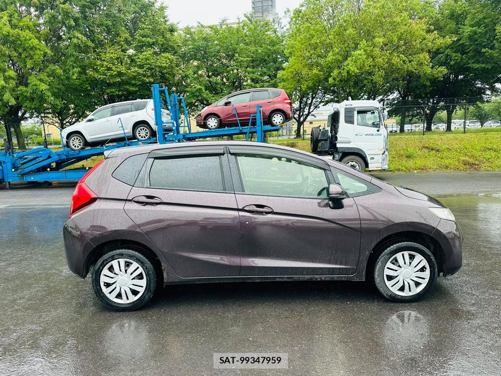 Honda FIT 2016-04 7444390-5