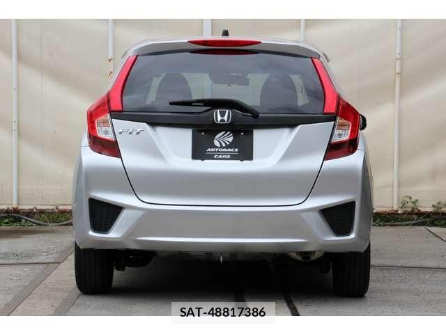 Honda FIT 2016-04 7508678-9