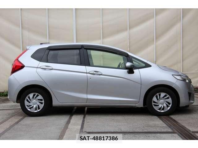 Honda FIT 2016-04 7508678-5