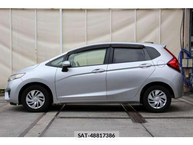 Honda FIT 2016-04 7508678-6