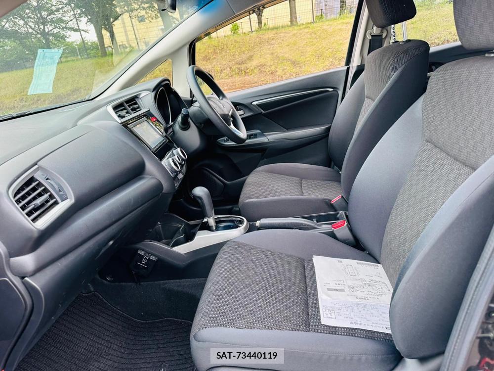 Honda FIT 2013 6937241-10