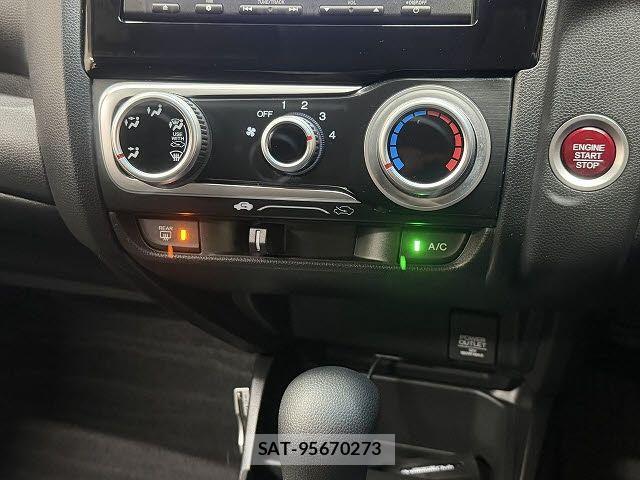 Honda FIT 2013-12 7500575-12