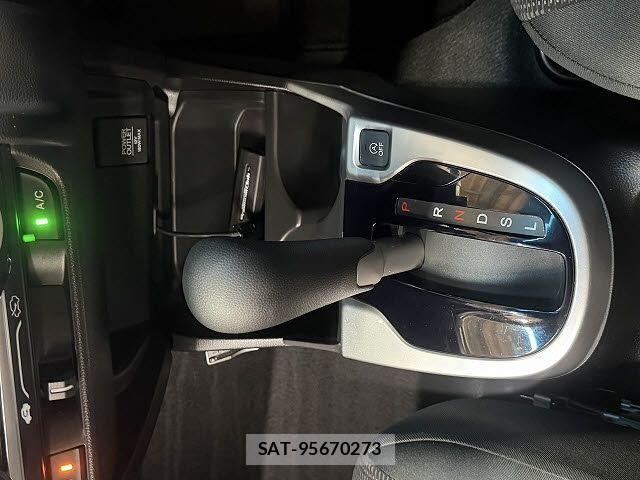 Honda FIT 2013-12 7500575-13