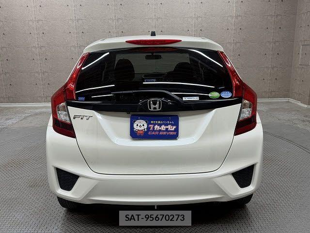 Honda FIT 2013-12 7500575-4
