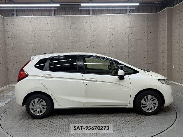 Honda FIT 2013-12 7500575-5