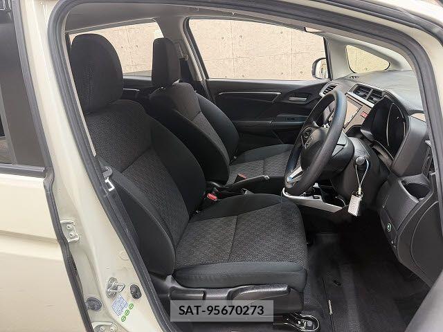 Honda FIT 2013-12 7500575-6