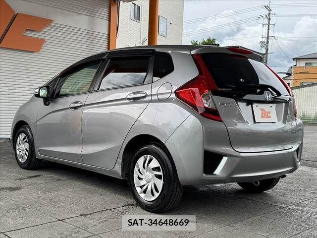 Honda FIT 2013-12 7500573-14