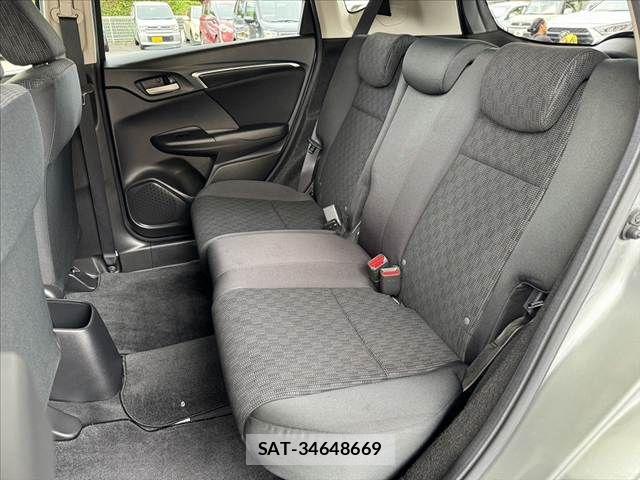 Honda FIT 2013-12 7500573-18