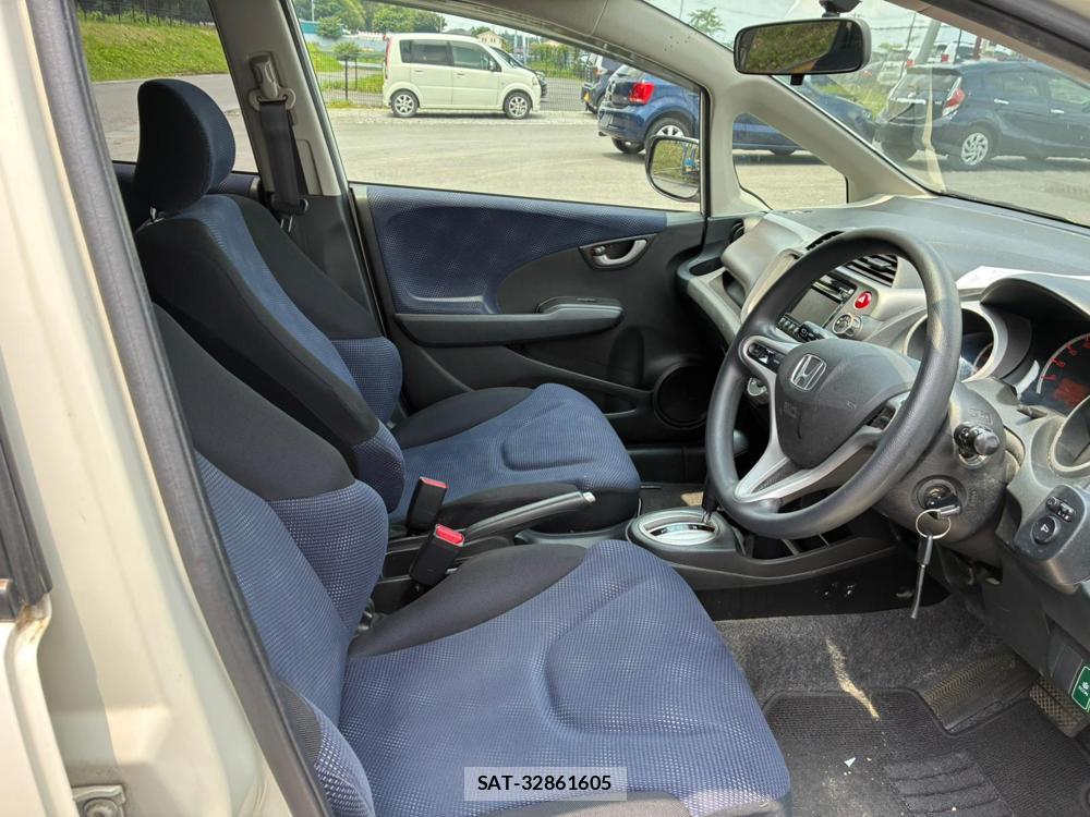 Honda FIT 2010 7223071-11