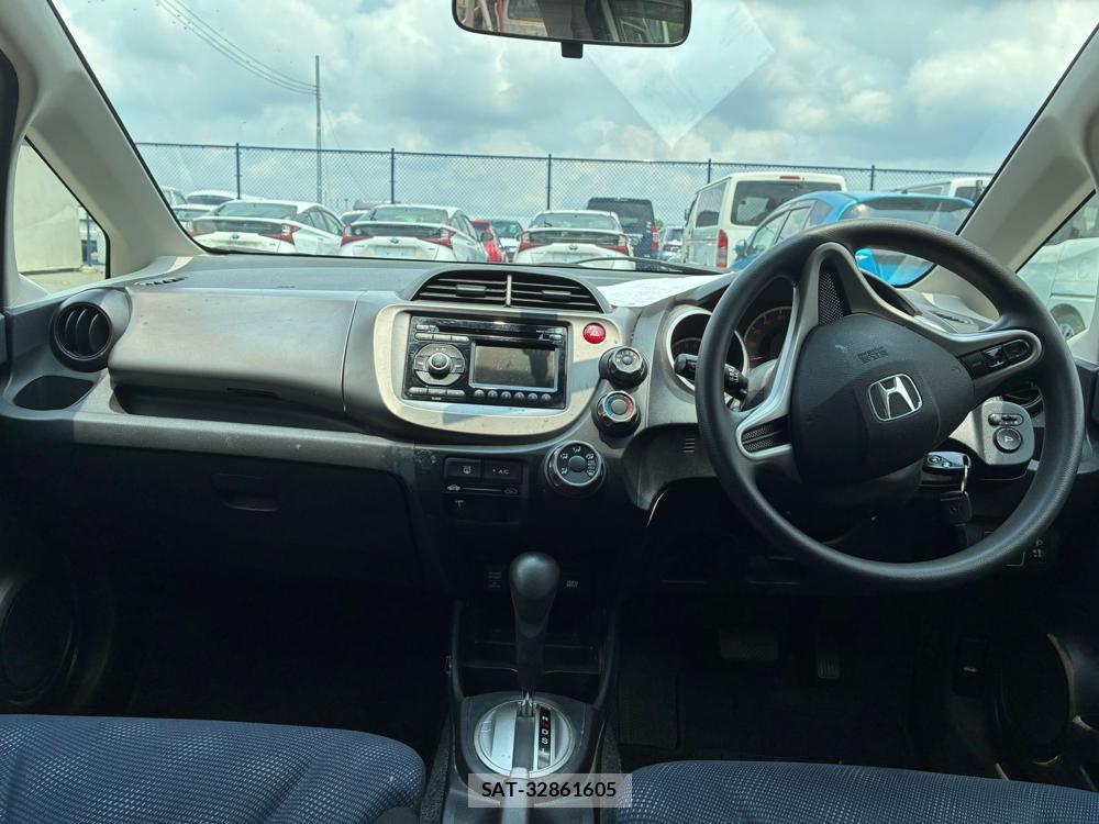 Honda FIT 2010 7223071-12