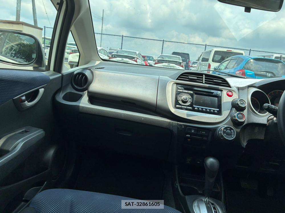 Honda FIT 2010 7223071-16