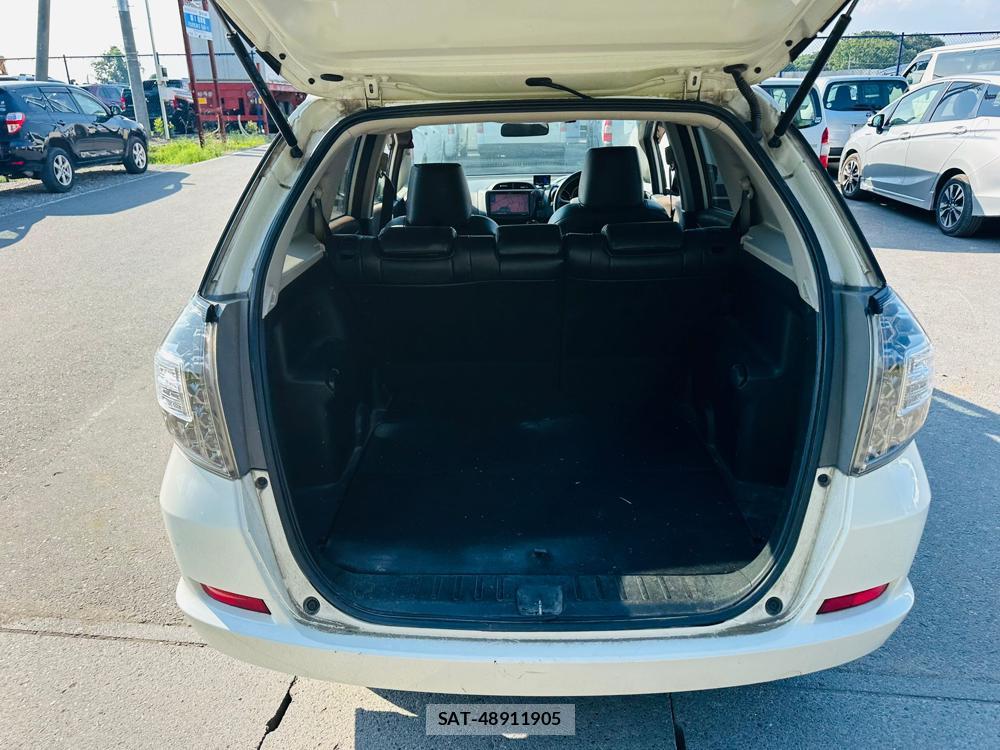Honda FIT 2013 6700938-25