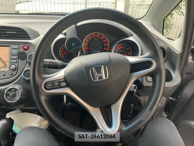 Honda FIT 2009-05 7500581-13