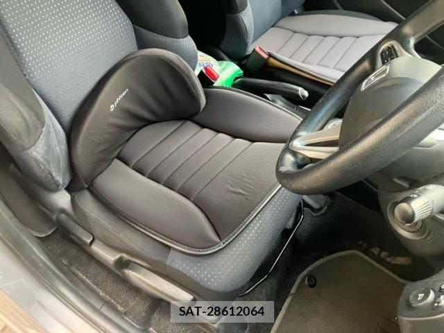 Honda FIT 2009-05 7500581-6