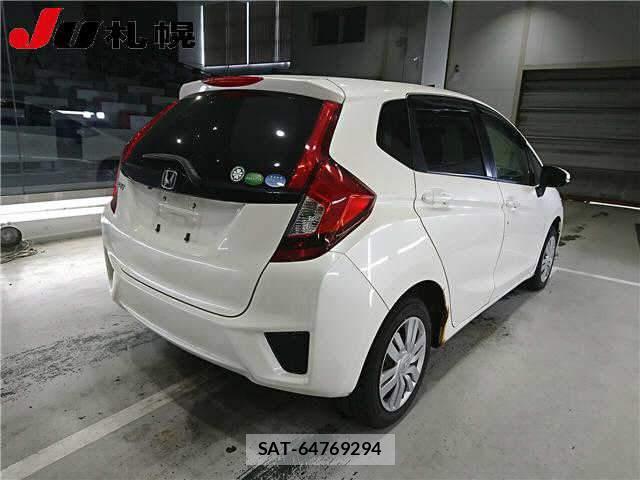 Honda FIT 2015-06 7510618-1