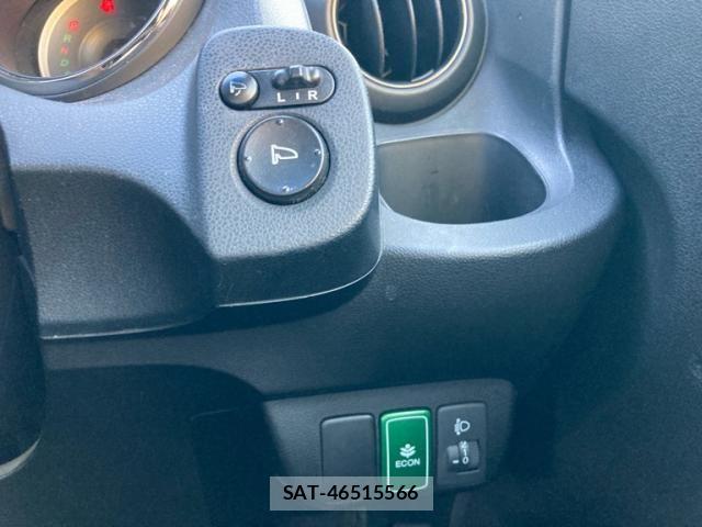 Honda FIT 2012-07 7562117-15