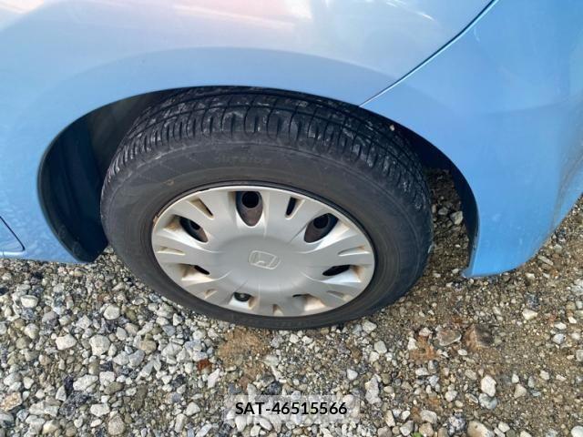 Honda FIT 2012-07 7562117-2