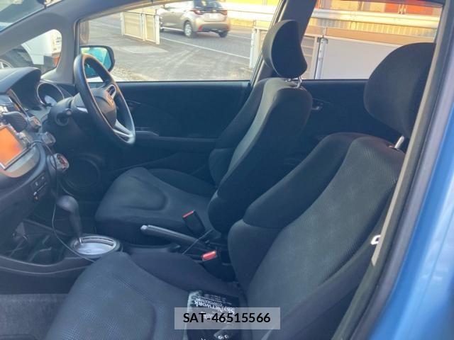 Honda FIT 2012-07 7562117-8