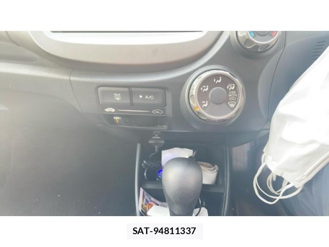 Honda FIT 2012-12 7562118-12