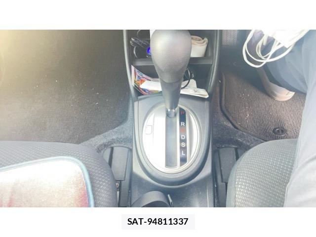 Honda FIT 2012-12 7562118-13