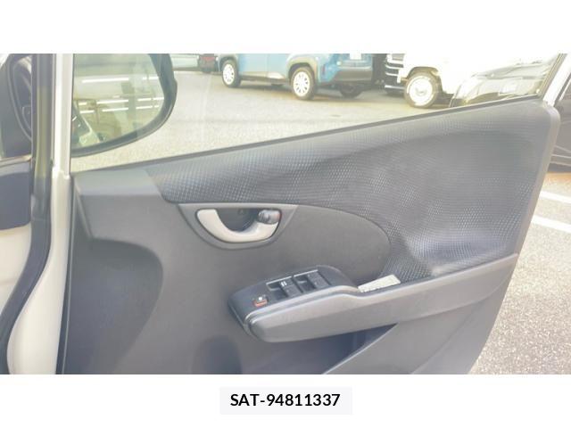 Honda FIT 2012-12 7562118-14