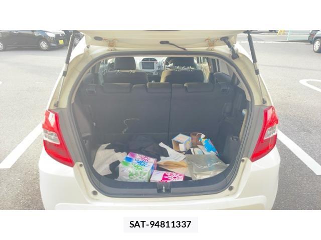 Honda FIT 2012-12 7562118-18