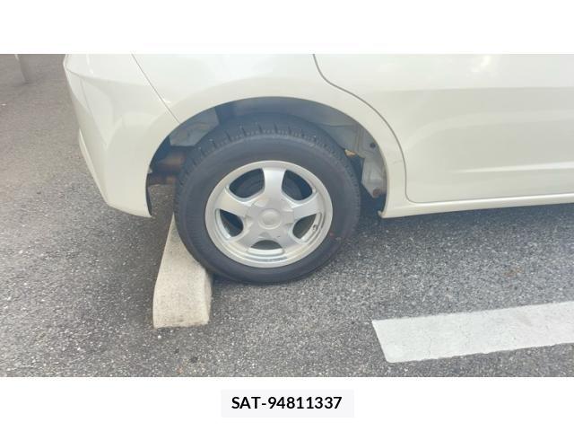Honda FIT 2012-12 7562118-6