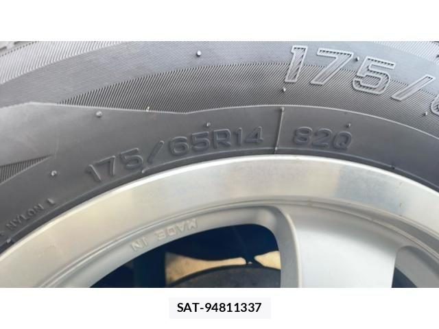 Honda FIT 2012-12 7562118-7