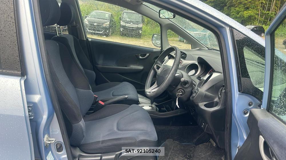 Honda FIT 2009 6801587-11