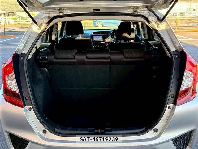 Honda FIT 2015-03 7562115-19