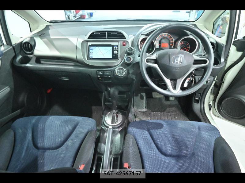 Honda FIT 2011-07 7587292-4