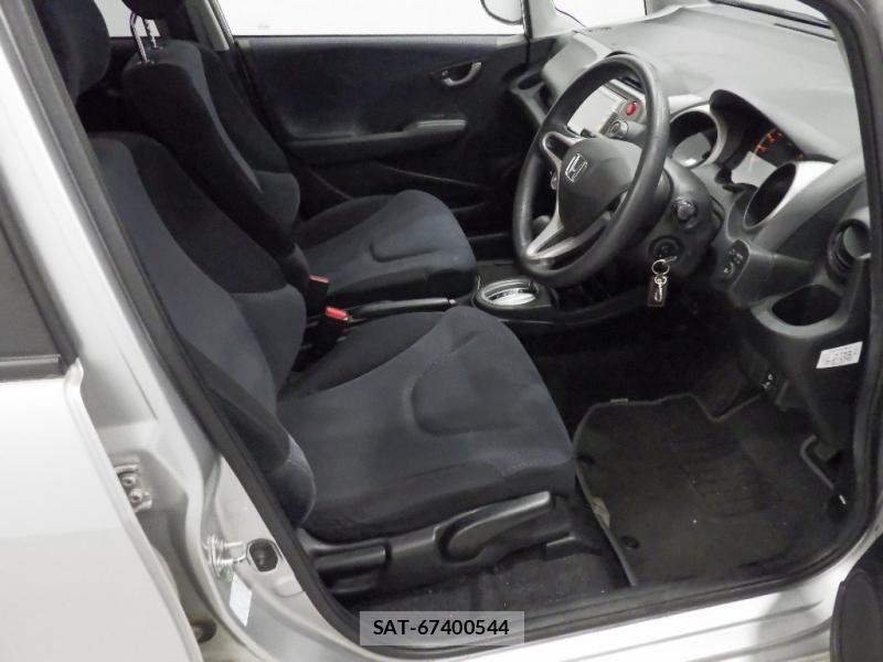 Honda FIT 2010-03 7578785-5