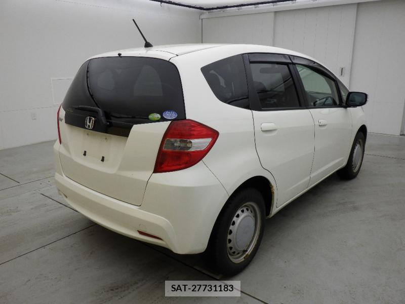 Honda FIT 2011-07 7578791-1