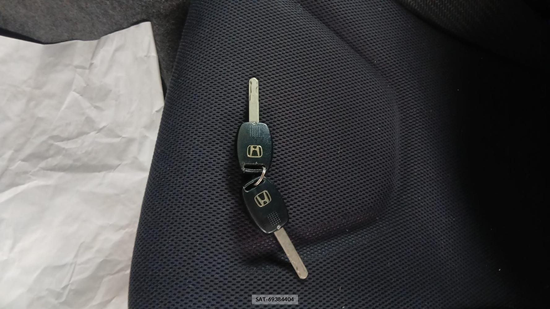 Honda FIT 2011 7312503-17