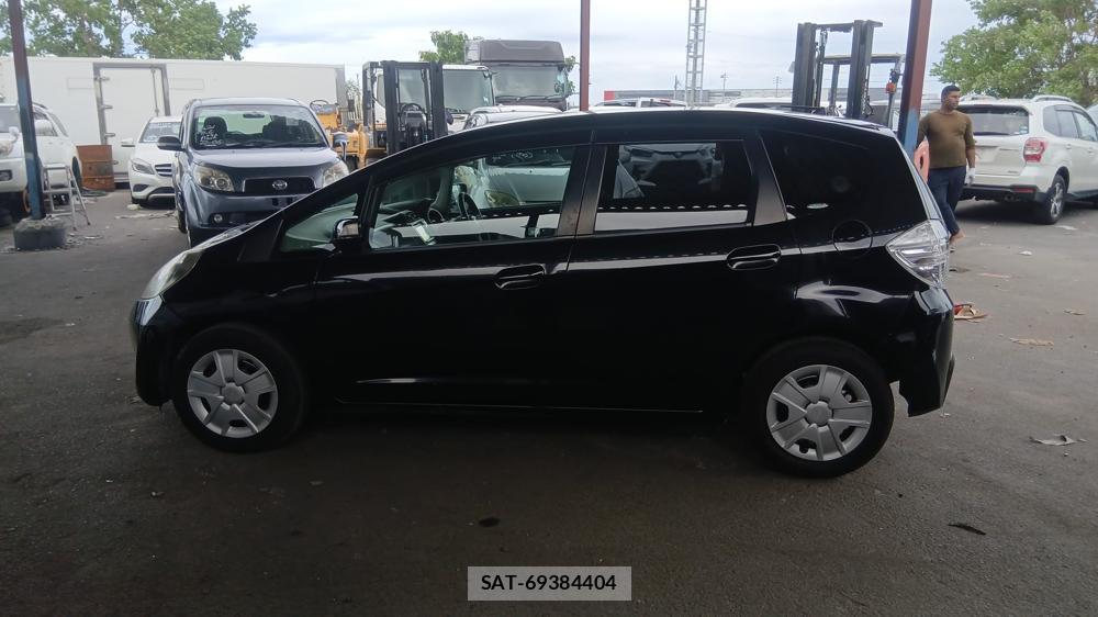 Honda FIT 2011 7312503-1