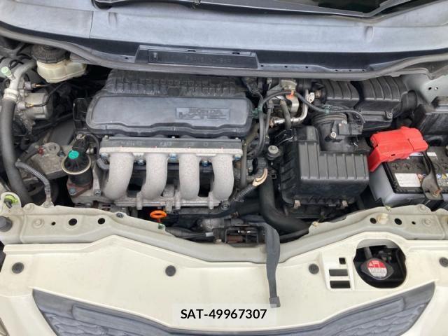 Honda FIT 2010-05 7616557-14