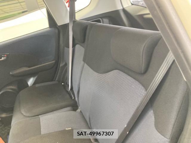 Honda FIT 2010-05 7616557-15