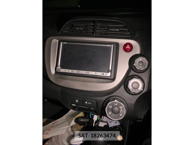 Honda FIT 2009-07 7616556-12