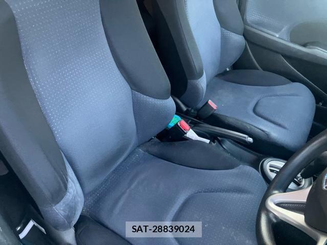 Honda FIT 2010-06 7616561-9