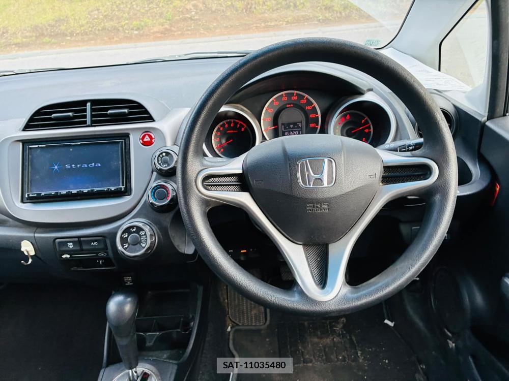 Honda FIT 2010-03 7512754-13