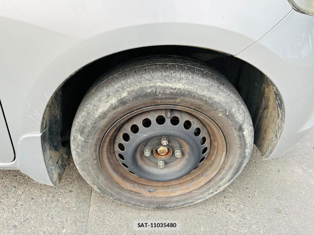 Honda FIT 2010-03 7512754-29