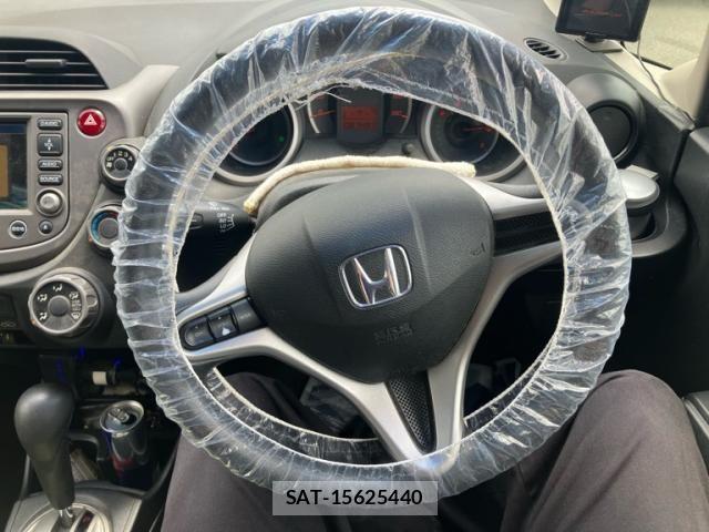 Honda FIT 2011-07 7616565-13