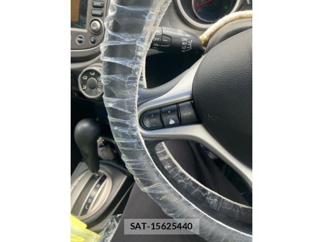Honda FIT 2011-07 7616565-14